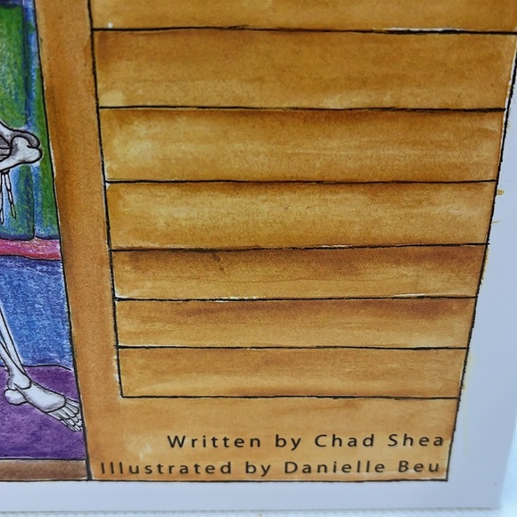 Skeleton and Story Book, like Elf on a Shelf - Picture 6 of 16